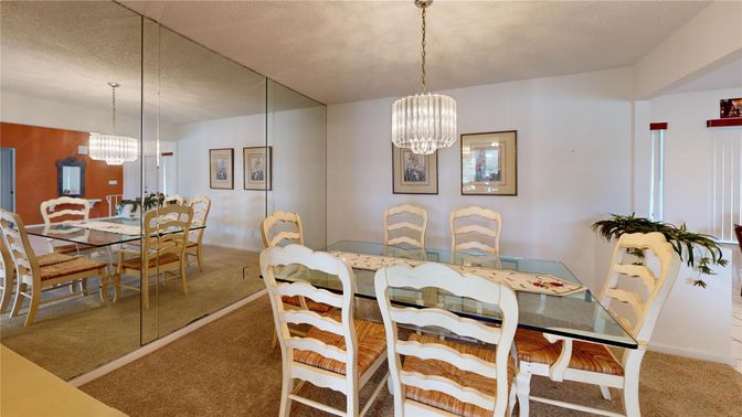 Chandelier, Dining room, Interior, Pendant Lights