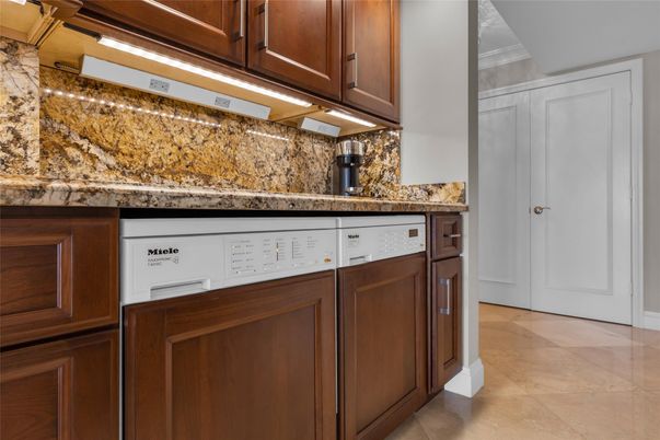 Interior, Kitchen, Washer