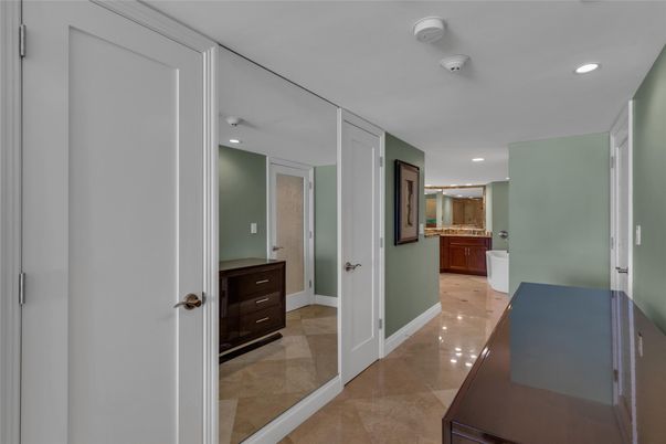 Interior, Recessed Lighting