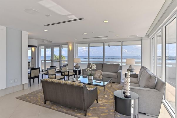 Dining room, Interior, Living room, Recessed Lighting, Water