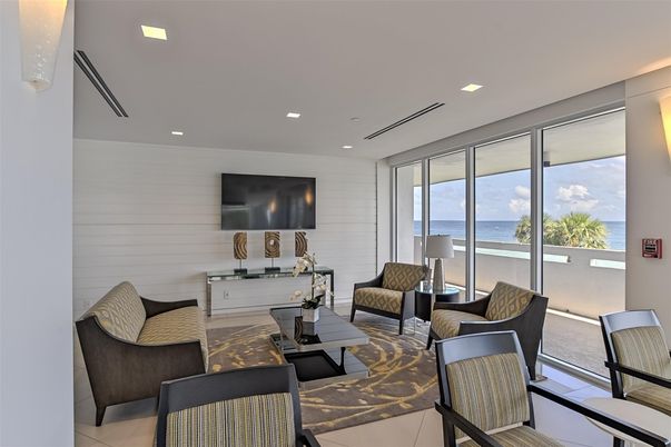 Interior, Living room, Recessed Lighting, Water