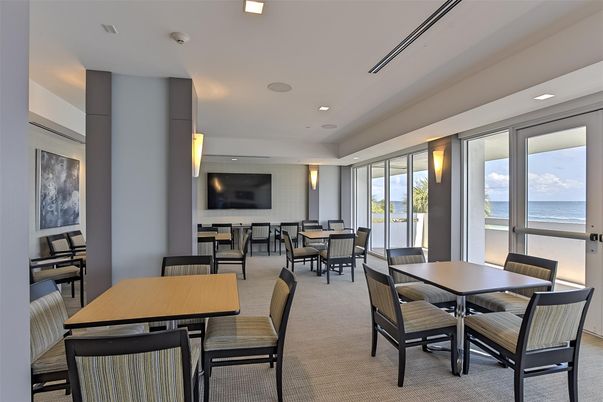 Dining room, Interior, Recessed Lighting, Water
