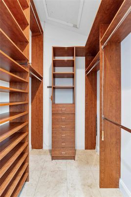 Interior, Walk-in Closets