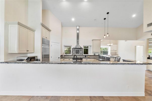 Interior, Kitchen, Pendant Lights, Recessed Lighting
