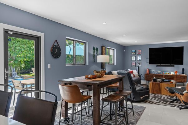 Dining room, Interior, Living room, Recessed Lighting