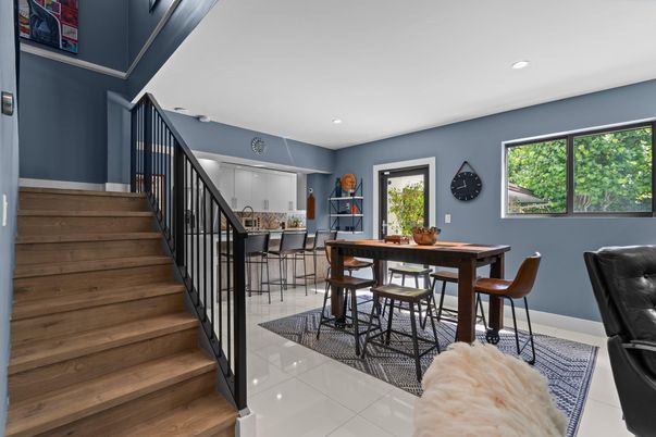 Dining room, Interior, Recessed Lighting