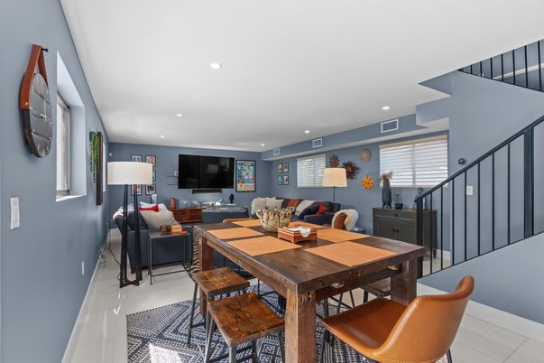 Dining room, Interior, Living room, Recessed Lighting