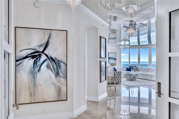 Chandelier, Interior, Living room, Water
