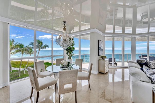 Chandelier, Dining room, Interior, Sun Room, Water