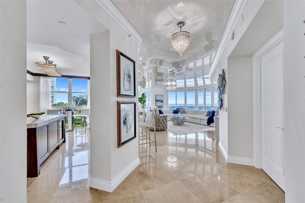 Chandelier, Interior, Living room