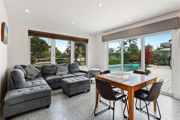 Dining room, Interior, Living room, Recessed Lighting