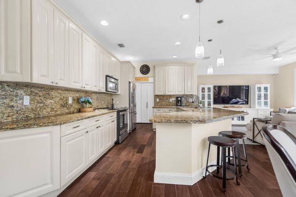 Interior, Kitchen, Pendant Lights, Recessed Lighting, Wood Texture Flooring