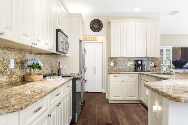 Interior, Kitchen, Recessed Lighting, Wood Texture Flooring