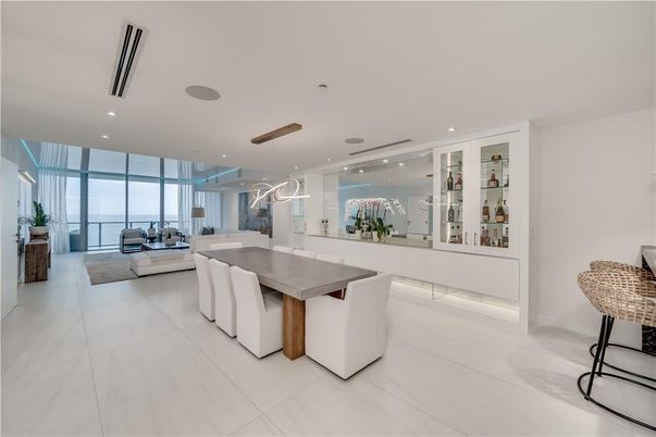 Dining room, Interior, Living room, Pendant Lights, Recessed Lighting