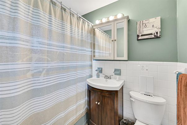 Bathroom, Interior