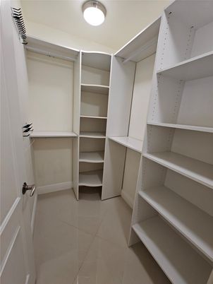 Interior, Walk-in Closets