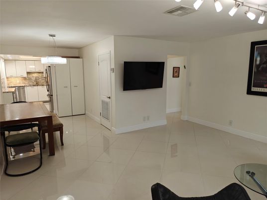 Dining room, Interior, Kitchen, Pendant Lights