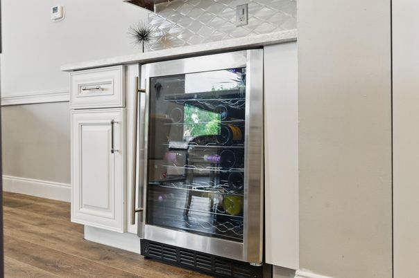 Interior, Stainless Steel Appliances, Wood Texture Flooring