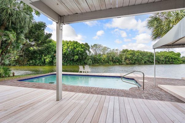 Exterior, Lake, Pool