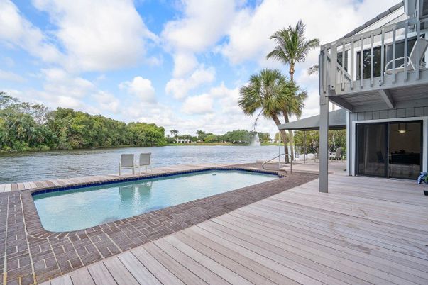 Exterior, Lake, Pool