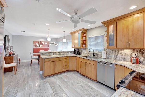 Dining room, Interior, Kitchen, Pendant Lights, Recessed Lighting, Stainless Steel Appliances, Wood Texture Flooring