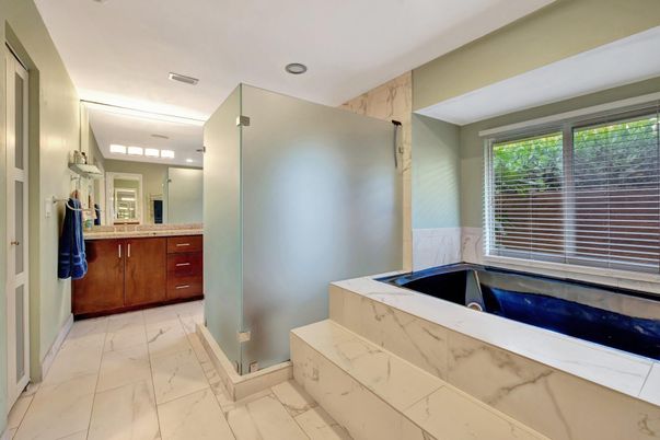 Bathroom, Interior, Marble, Recessed Lighting
