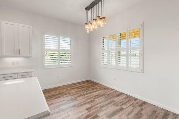 Empty room, Interior, Pendant Lights, Wood Texture Flooring