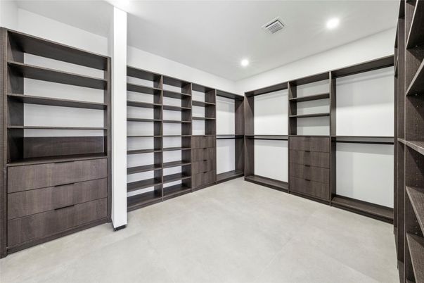Interior, Recessed Lighting, Walk-in Closets