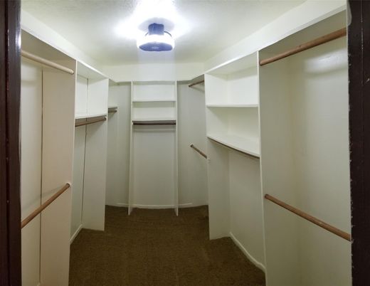 Interior, Walk-in Closets