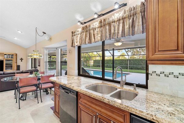 Dining room, Interior, Kitchen, Living room, Pendant Lights, Recessed Lighting