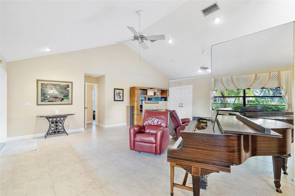 Interior, Piano, Recessed Lighting