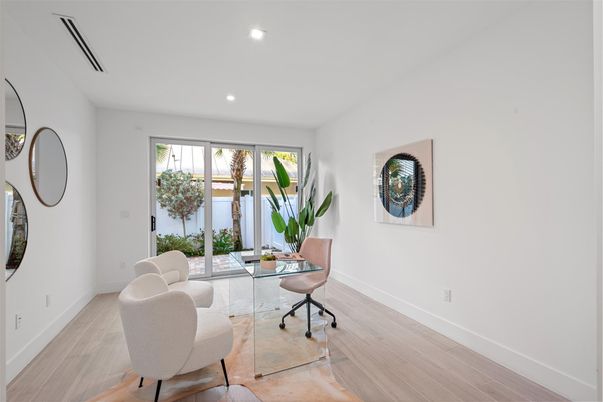 Home Office, Interior, Recessed Lighting, Wood Texture Flooring