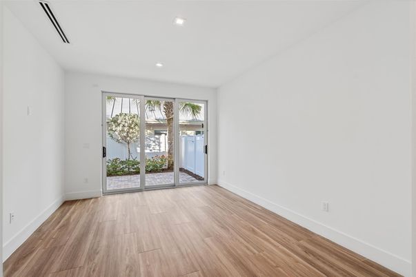 Empty room, Interior, Recessed Lighting, Wood Texture Flooring