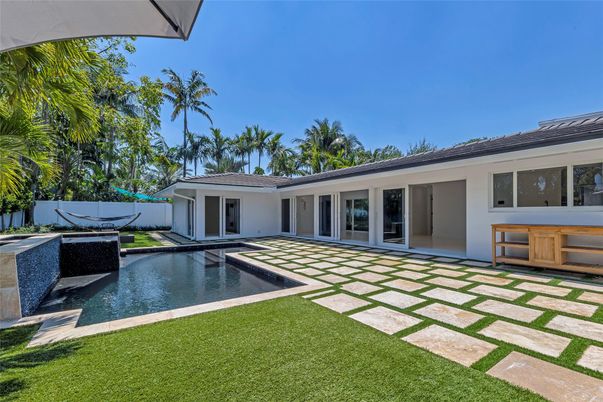 Backyard, Exterior, Pool