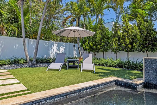 Backyard, Exterior, Pool