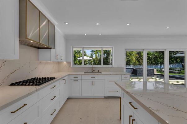 Interior, Kitchen, Marble Walls, Recessed Lighting, Water