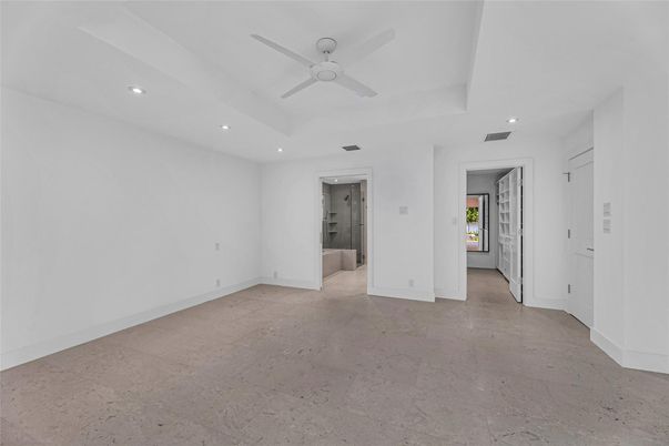 Bathroom, Empty room, Interior, Recessed Lighting