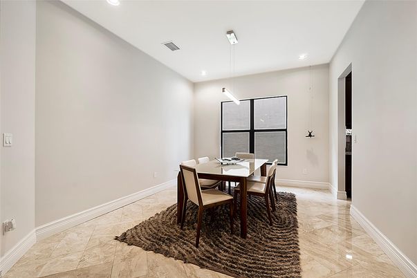 Dining room, Interior, Pendant Lights, Recessed Lighting