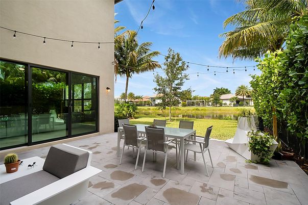 Backyard, Exterior, Water