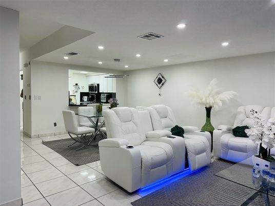 Dining room, Interior, Kitchen, Living room, Pendant Lights, Recessed Lighting