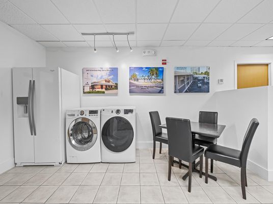Dining room, Interior, Washer