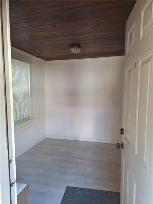 Empty room, Interior, Wooden Ceilings, Wood Texture Flooring