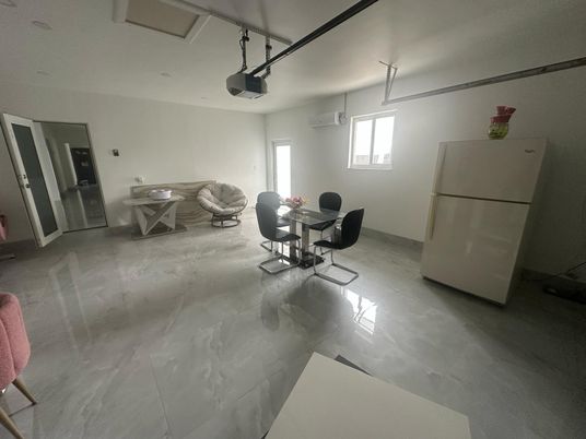 Dining room, Interior, Marble