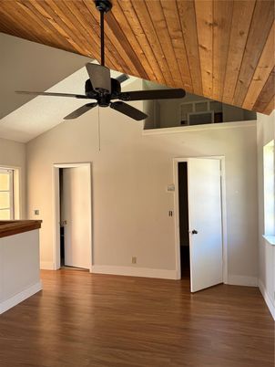 Empty room, Interior, Wooden Ceilings, Wood Texture Flooring