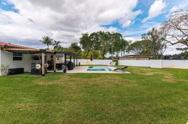 Backyard, Exterior, Pool