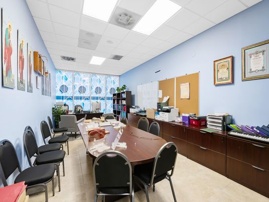 Dining room, Interior, Recessed Lighting