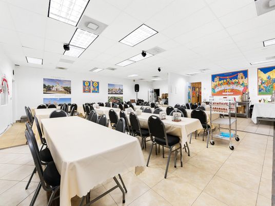 Dining room, Interior, Recessed Lighting