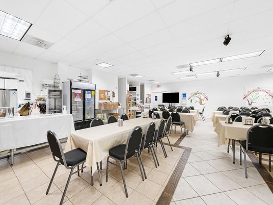 Dining room, Interior, Kitchen, Living room, Recessed Lighting, Stainless Steel Appliances