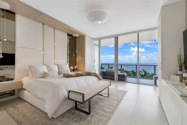 Bedroom, Interior, Water