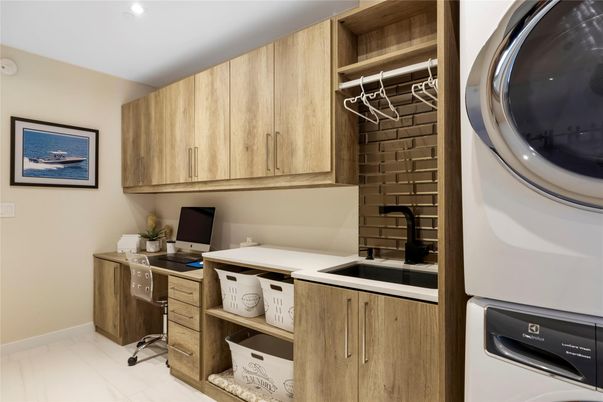 Home Office, Interior, Kitchen, Recessed Lighting